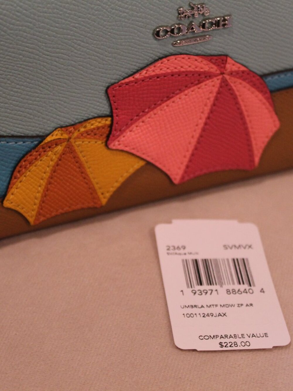 Coach Umbrella Motif Zip Around Medium Wallet New with tags - Picture 5 of 15